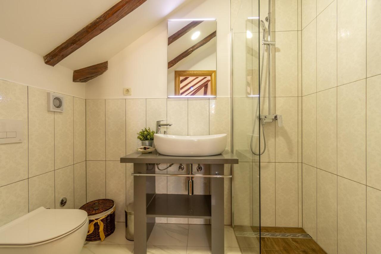 B&B Heritage Villa Apolon Стари Град Экстерьер фото