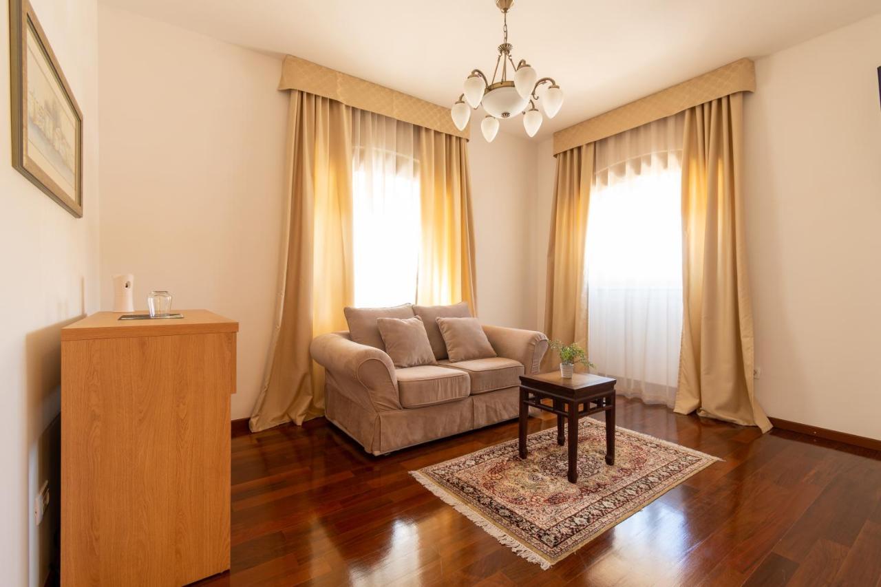 B&B Heritage Villa Apolon Стари Град Экстерьер фото