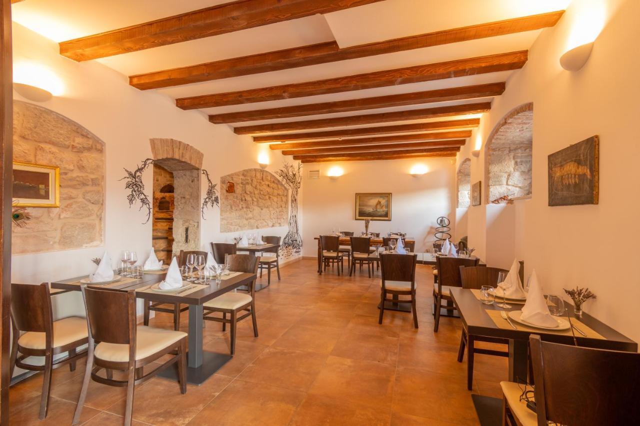 B&B Heritage Villa Apolon Стари Град Экстерьер фото