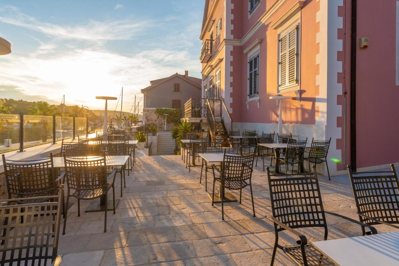 B&B Heritage Villa Apolon Стари Град Экстерьер фото