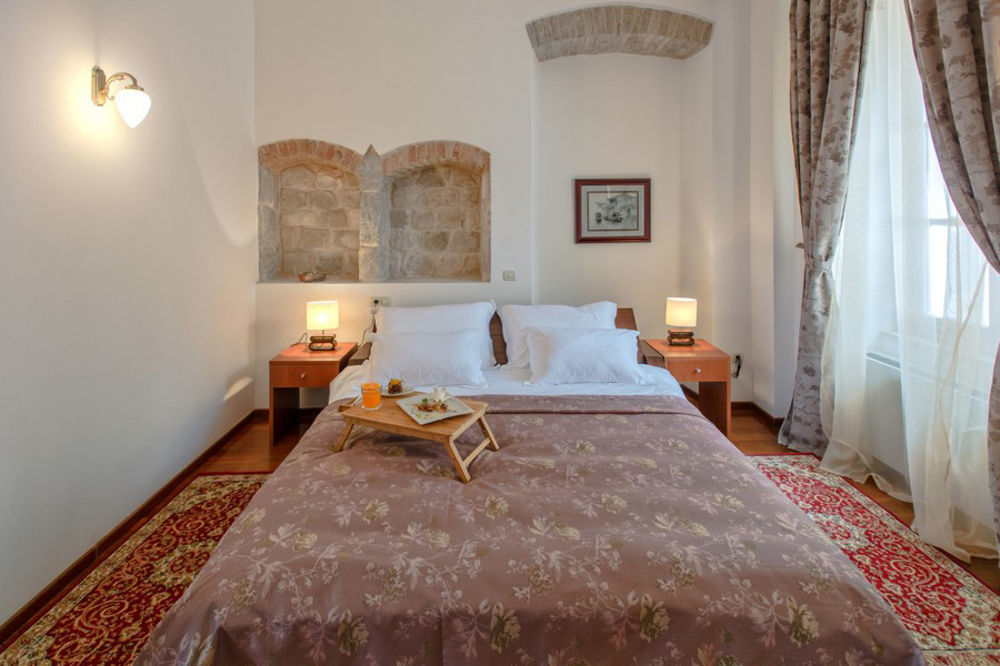 B&B Heritage Villa Apolon Стари Град Экстерьер фото